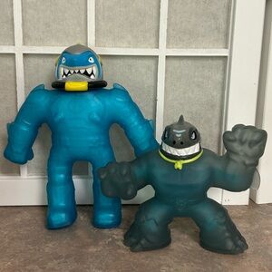 Heroes of Goo Jit Zu Thrash Figure Set of 2